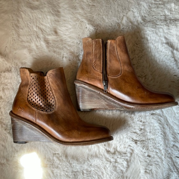 Bed Stu 9 Countess Bootie distressed tan color bench made cobbler series - Picture 1 of 9